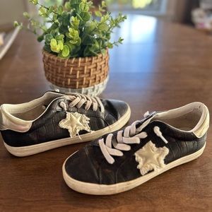 Vintage Havana Sneakers